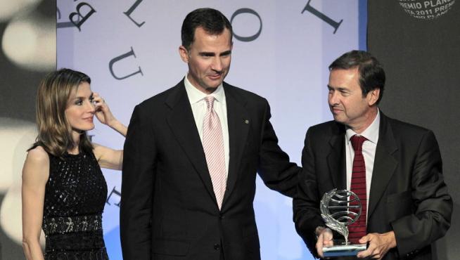 Javier Moro junto a los Príncipes de Asturias
