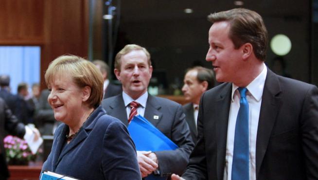 Merkel y Cameron en la cumbre
