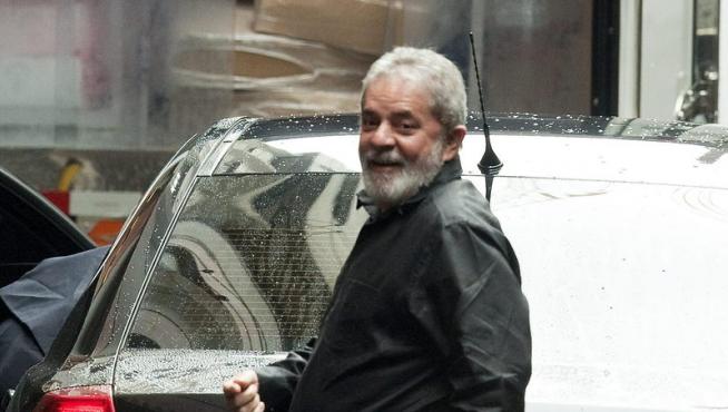 Lula da Silva a su llegada al hospital