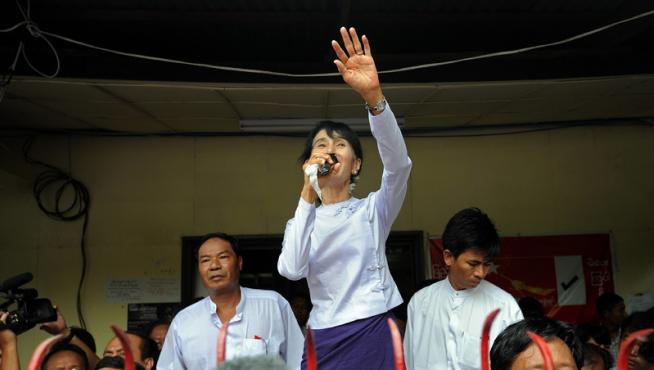 La ganadora de las elecciones, Aung San Suu Kyi