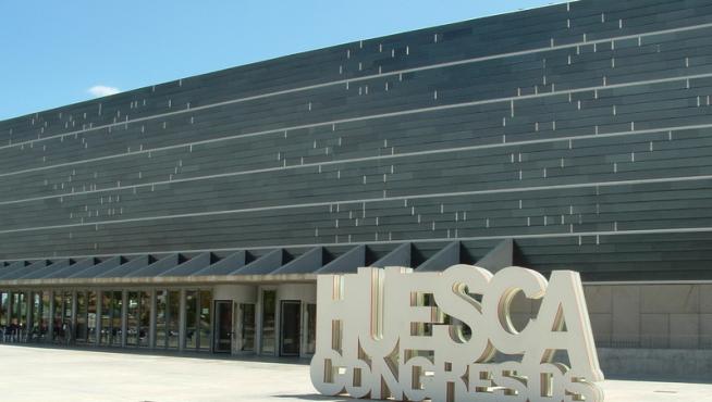 El exterior del Palacio de Congresos de Huesca.