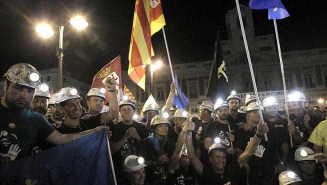 Los mineros de la Marcha Negra, a su llegada a Madrid