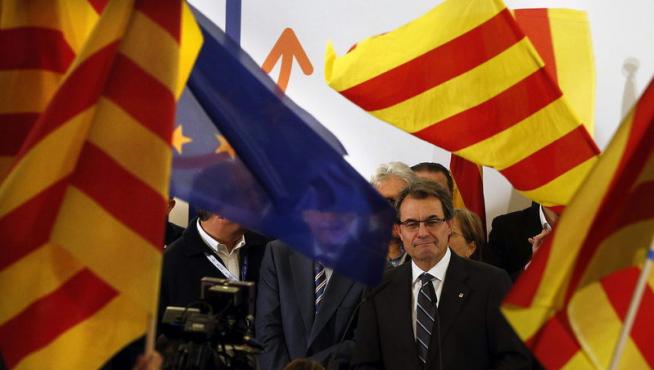 Artur Mas, líder de CiU, ha perdido 12 escaños en las elecciones