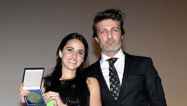 Macarena García recibió el premio de actriz revelación por 'Blancanieves'