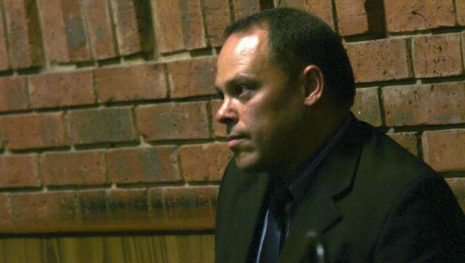 El detective Hilton Botha, cesado del caso Pistorius