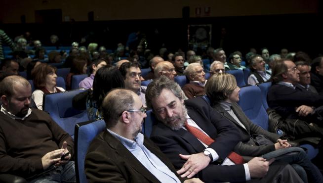500 alcaldes socialistas aragoneses analizaron en Zaragoza la reforma de la ley de Administración Local.