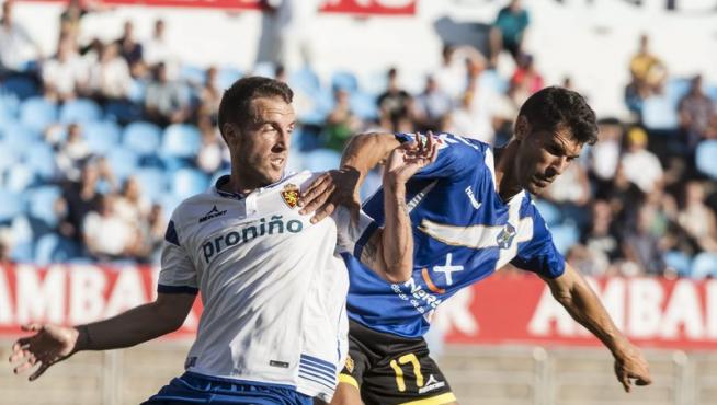 El jugador del Real Zaragoza Paco Montañés entra en la lista