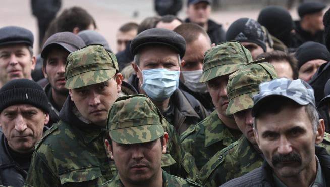 Varios prorrusos se han manifestado este lunes en Donetsk
