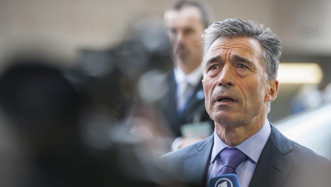 El secretario general de la OTAN, Anders Fogh Rasmussen en la reunión del Consejo de ministros de Defensa de la Unión Europea