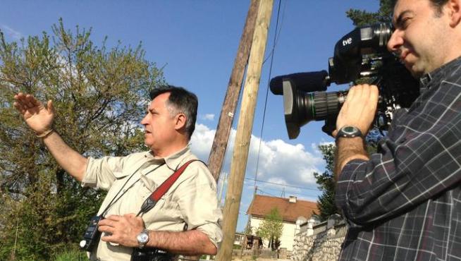 El periodista Gervasio Sánchez, durante la grabación del documental