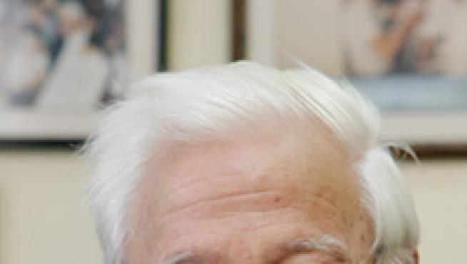 Padre Ángel, fundador de Mensajeros de la Paz