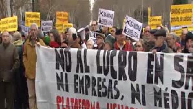 Los afectados de hepatitis C llevan sus protestas a Bruselas