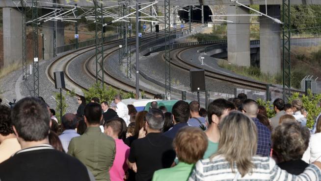 Homenaje a las víctimas del accidente