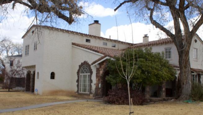 A la venta dos de las casas de la serie 'Breaking Bad' en Albuquerque,  . | Noticias de Ocio y Cultura en 