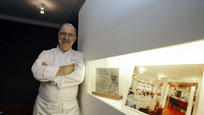 El chef Pedro Subijana, propietario del restaurante Akelarre (en el monte Igeldo), que cuenta con tres estrellas Michelin).