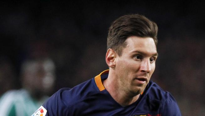 Messi durante una jugada de un partido.