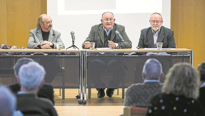 Eugenio Mateo, Antonio Bayona y Julián Gómez, en la charla.