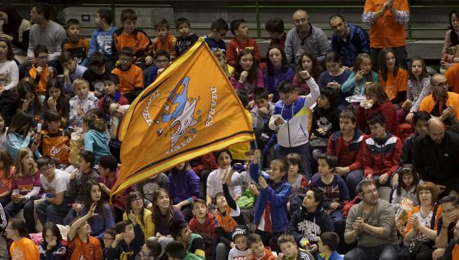 La afición arropará a la plantilla del CAI Teruel en los dos partidos que se disputarán en Los Planos este fin de semana.