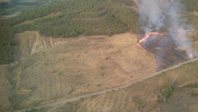 Imagen aérea del incendio en Valtorres.