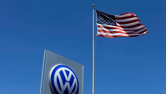 Volkswagen acuerda indemnizar a concesionarios en EEUU por motores trucados