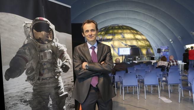 Pedro Duque, en el Planetario de Huesca.