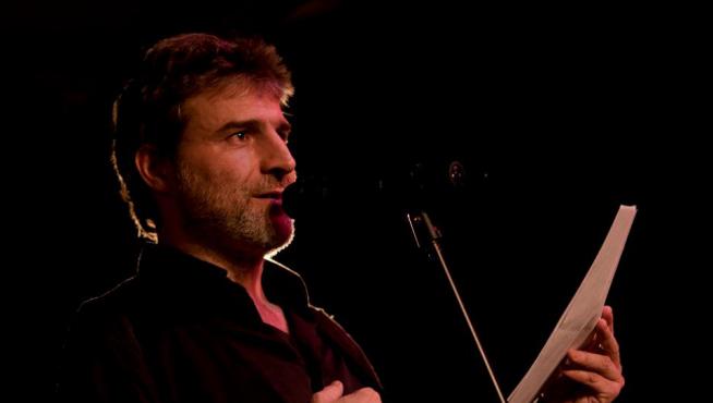Alberto San Juan, durante uno de los recitales