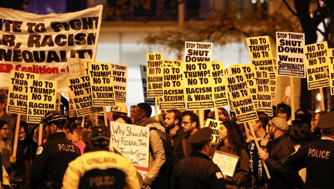 Estallan protestas anti-Trump en las principales ciudades estadounidenses