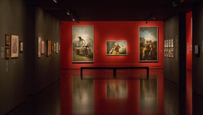 Vista de las obras 'El quitasol' (izquierda), 'El pelele' (centro) y 'La novidalla' (derecha), en la exposición de Jerusalén.