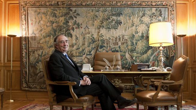 El hasta ahora presidente de Ibercaja, Amado Franco, en su despacho de la entidad.
