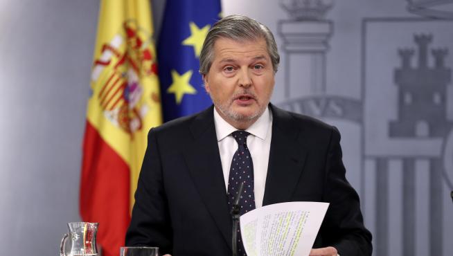 El portavoz del Gobierno, Íñigo Méndez de Vigo, en la rueda de prensa porterior al Congreso de Ministros de este viernes.