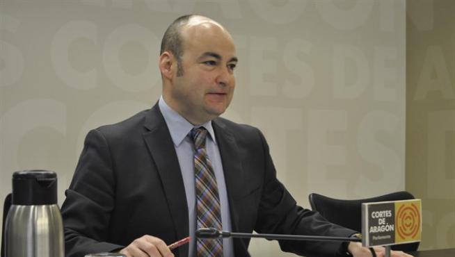 El diputado popular Fernando Galve, en la sala de prensa de las Cortes de Aragón