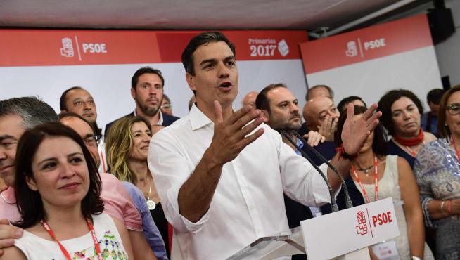 Pedro Sánchez se dirige a sus seguidores tras confirmarse su victoria en las primarias del PSOE.