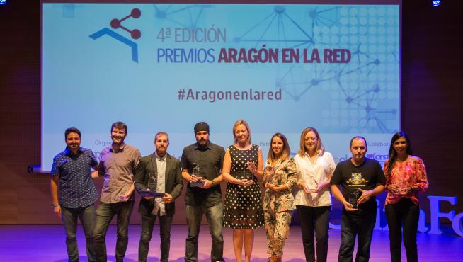 Todos los galardonados en la gala de los premios Aragón en la Red.