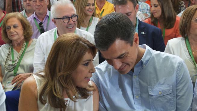 Susana Díaz y Pedro Sánchez en el Congreso regional del PSOE en Andalucía