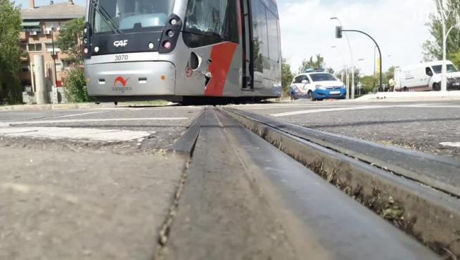Vuelven a encarrilar el tranvia