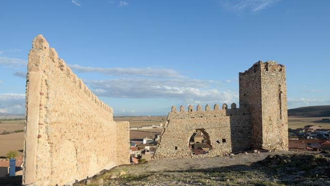 El castillo, uno de los pocos yacimientos excavados.