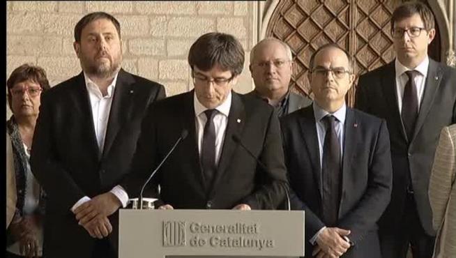 Puigdemont acusa al Estado de suspender de facto el autogobierno en Cataluña