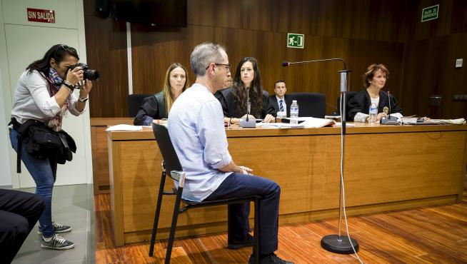 El condenado, Francisco Canela Grima, durante el juicio celebrado en la Audiencia de Zaragoza.