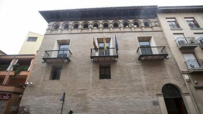 Fachada del edificio donde tiene la sede el Justicia de Aragón