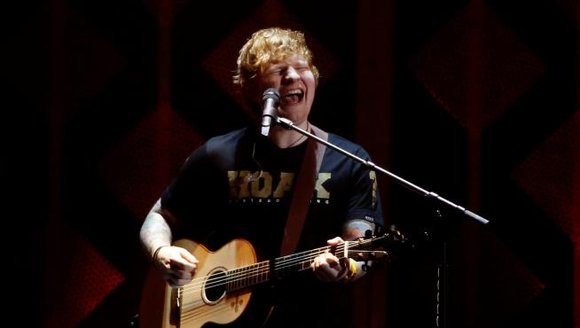El británico Ed Sheeran durante una de sus actuaciones.