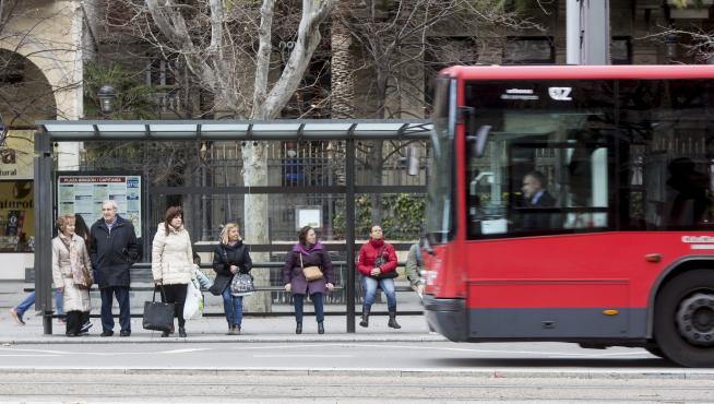 El transporte público es el problema principal de la ciudad para el 9'9% de los encuestados.