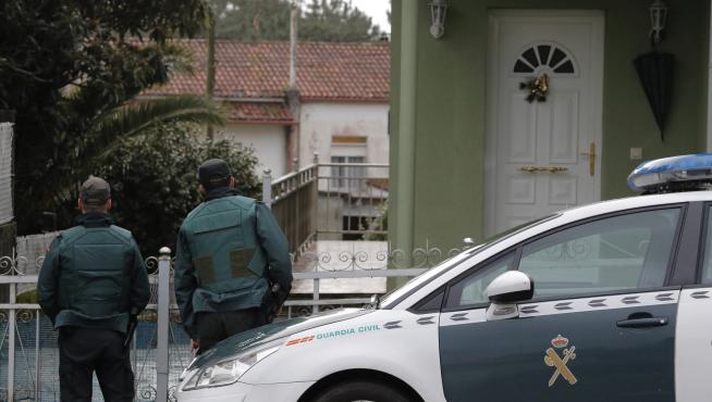 La Guardia Civil registra la vivienda de 'El chicle'