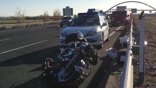 Fallece un motorista tras colisionar contra una furgoneta en la A-68