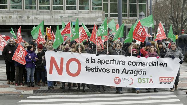 La protesta discurrió por el centro de Zaragoza desde la glorieta de Sasera hasta el Pignatelli