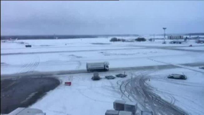 Se estrella un avión en Rusia con 71 pasajeros a bordo