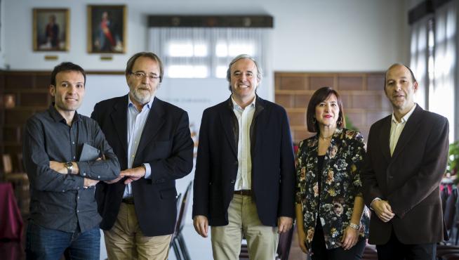 Pablo Muñoz (ZEC), Carlos Pérez Anadón (PSOE), Jorge Azcón (PP), Sara Fernández (Ciudadanos) y Carmelo Asensio (CHA).