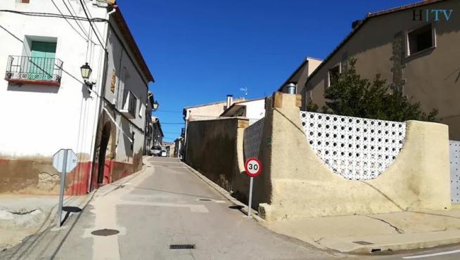 Pertusa: reposo para el caminante a la sombra de una torre única