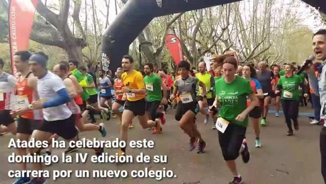 Buen ambiente y mucho deporte en la carrera de Atades por un nuevo cole