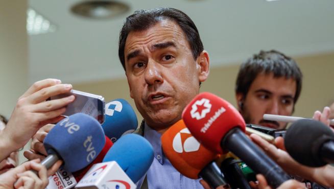 El coordinado general del PP, Fenando Martínez-Maíllo, en declaraciones a los medios tras conocerse la sentencia de la Audiencia Nacional correrpondiente a la macrocausa de Gürtel.