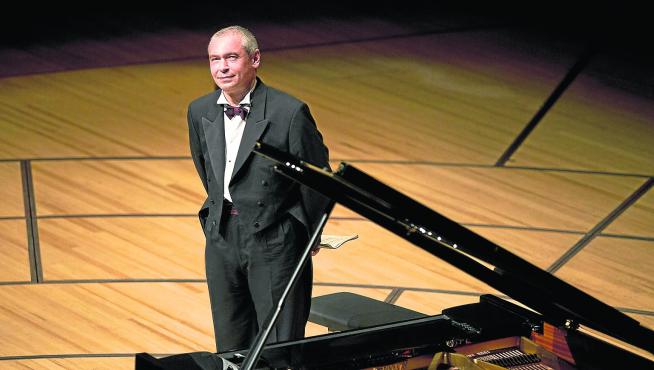 Ivo Pogorelich vuelve hoy a tocar el piano en la sala Mozart. Su último concierto en Zaragoza fue en marzo de 2016.